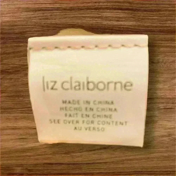 Liz Claiborne purse. - Picture 3 of 4